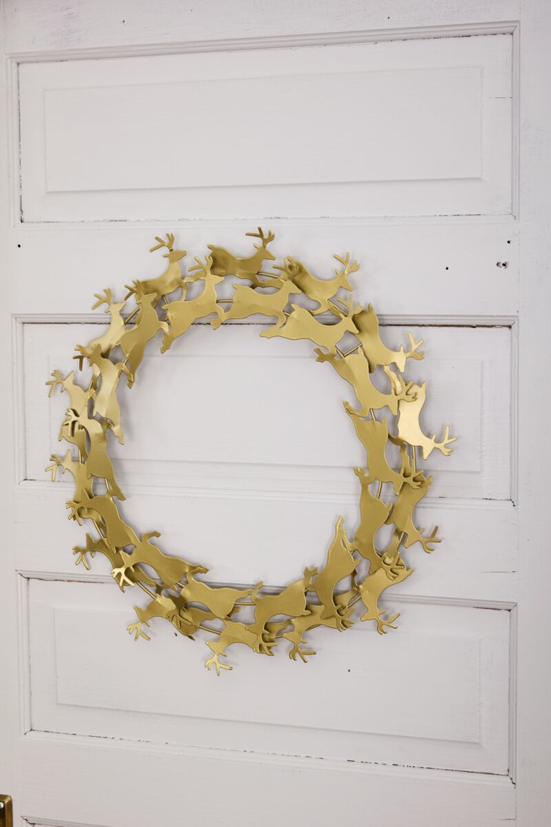Leaping Dear Wreath